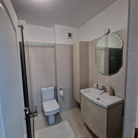 Apartment Gray Nearby Amethyst & Vivo Mall *